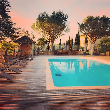 Casa de Férias Maison Lotus - Groupes Et Familles, Sejour Nature Au Coeur Du Perigord *